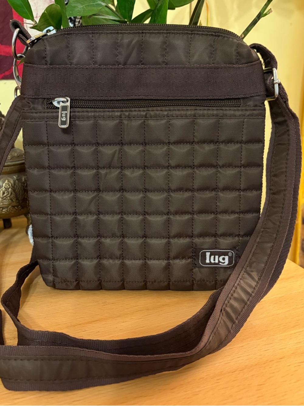 LUG Skipper Brown Crossbody Shoulder Bag Purse Quilted Lightweight Travel Pocket